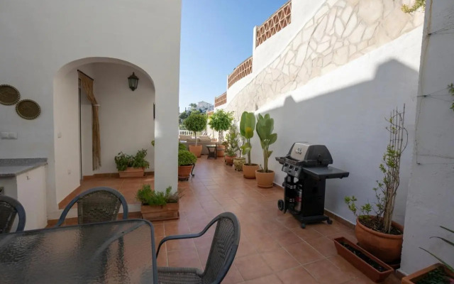 Marina Bella 1F Menyber