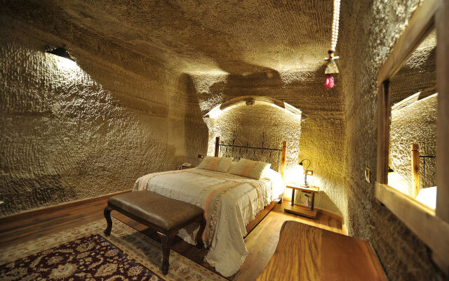 Terra Cave Hotel