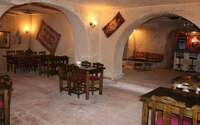 Melis Cave Hotel