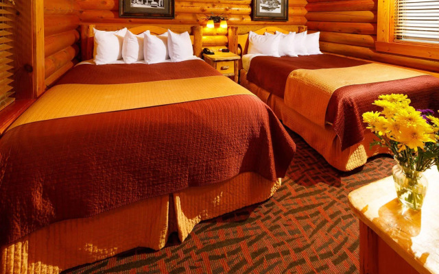 Elk Country Inn