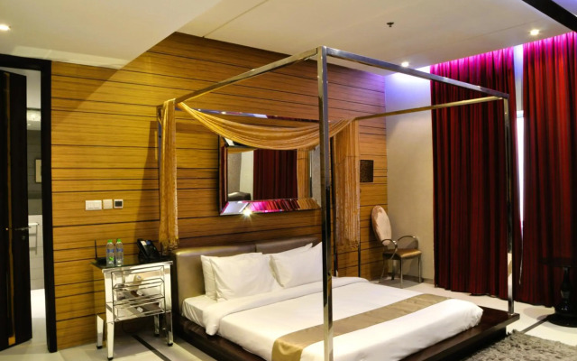 Sway Suites