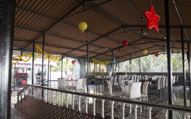 OYO Premium Devka Beach Garden 2