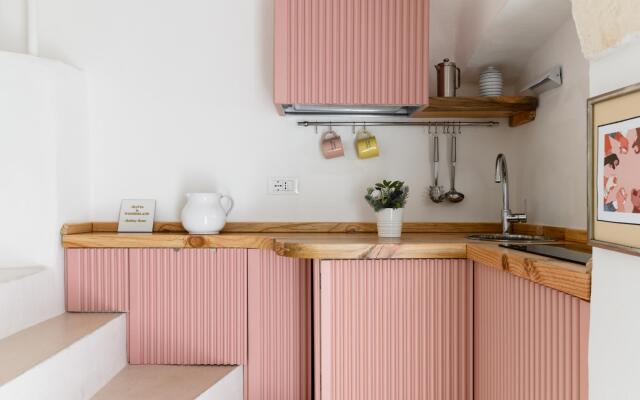 Olivia in Wonderland by Wonderful Italy