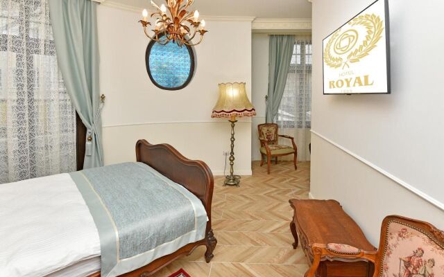 Royal Hotel