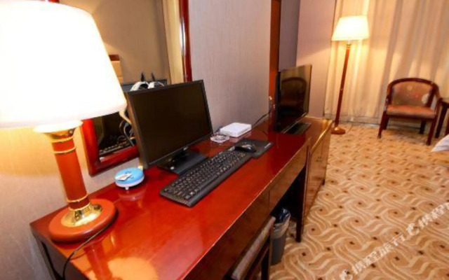 Qin'an Hotel