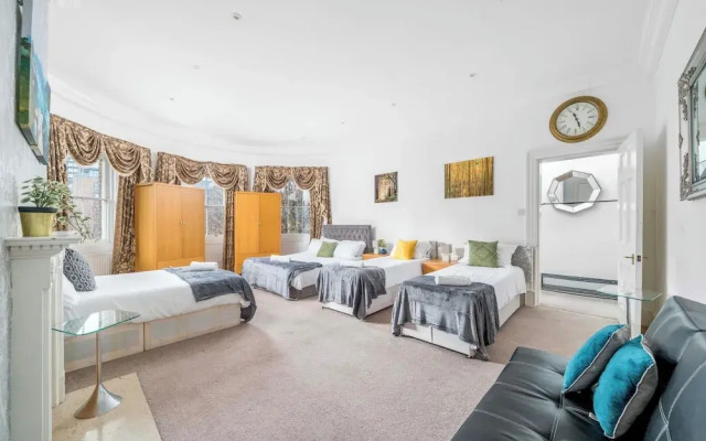 Skyvillion Canary Wharf Serenity