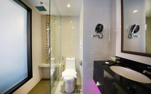 Caribbean Paradise Hotel & Spa - 5th Avenue