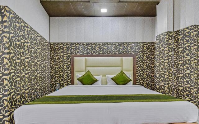 Hotel Smile Inn - 50 Meters from Golden Temple