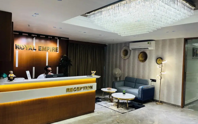 Hotel Royal Empire