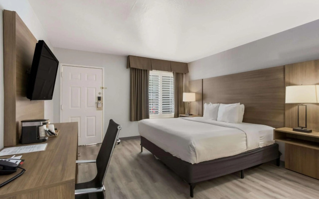 SureStay Plus Hotel by Best Western Tempe University