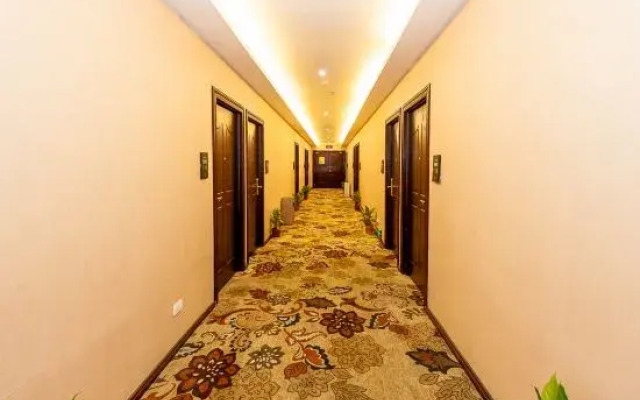 Wannianqing Business Hotel