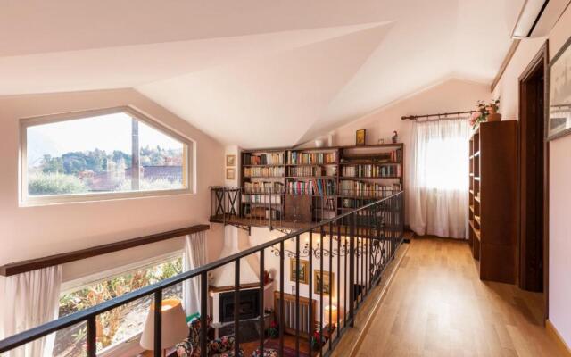 Maison Jaune by Wonderful Italy