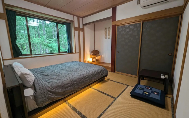 White Tree Lodge – Guest Rooms – Shinano