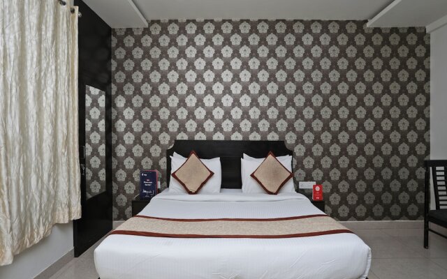 OYO 11973 Badri Palace