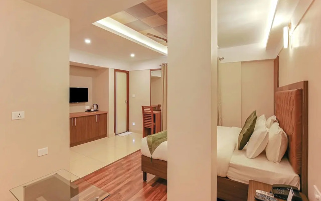 Treebo Goodland Residency - 500m from Railway Station