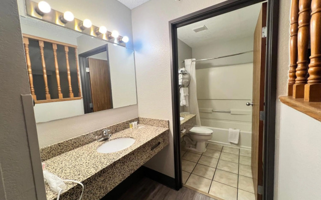 Antelope Inn and Suites