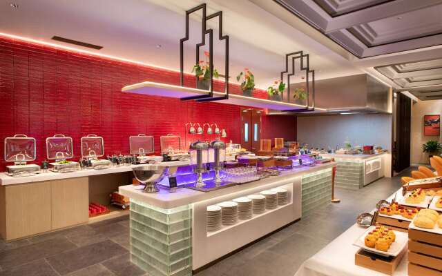 Ramada Plaza by Wyndham Poyang