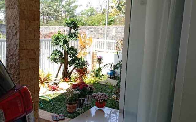 Villa Puncak Garuda C 10 by Verich (Two Bedroom)