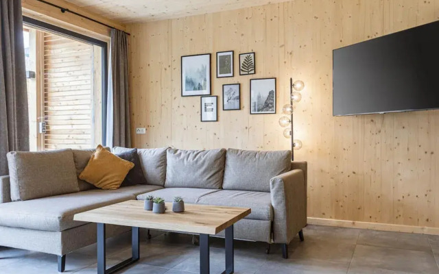 Pleasant Holiday Home With Pool