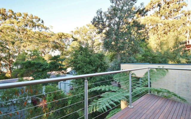 Sand Water at Hyams Beach 4pm Check Out Sundays