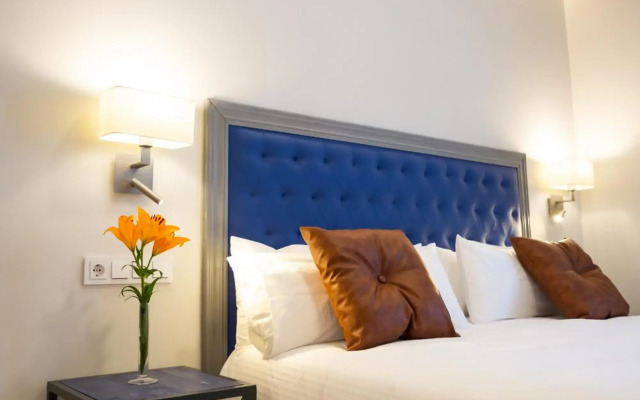 Plazuela del Carbón Suites