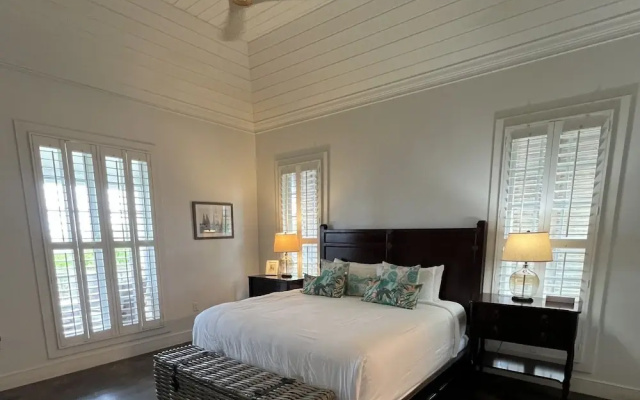 French Leave South Beach Dogtrot Villa 2 Bedroom Villa