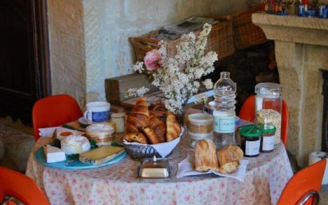 Les Volets Bleus Provence