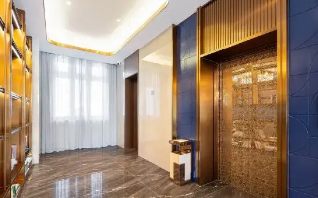 Yitel Collection Hotel (Zhuanghe Municipal Government Xiangyang Road)