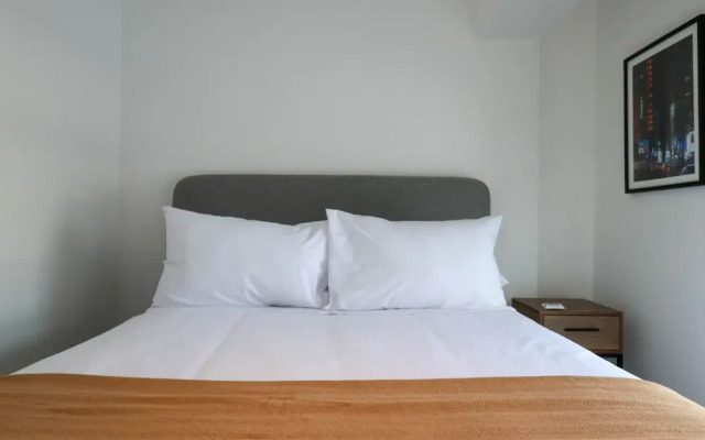 w Resplendent 2BR w Great Balcony in San Isidro