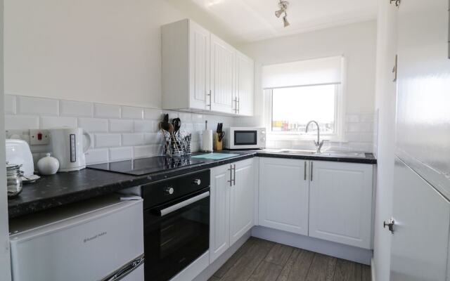 144 Sunbeach Chalet