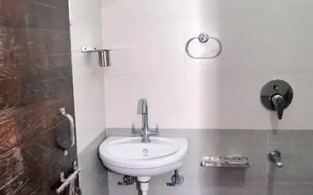 Hotel Ira Mansarovar
