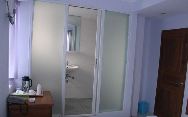New Yangon Hotel
