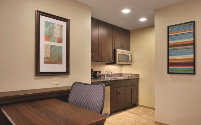 Homewood Suites by Hilton Kalamazoo-Portage