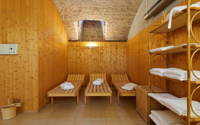 HiLight Suites Hotel