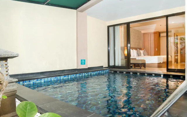 Cross Vibe Paasha Atelier Bali Kuta