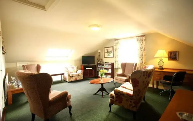 Adare House Bed & Breakfast