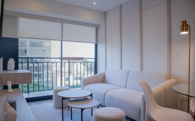w Amazing 2BR w Balcony in San Isidro