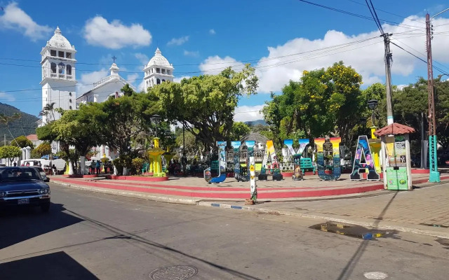 Doña Mercedes