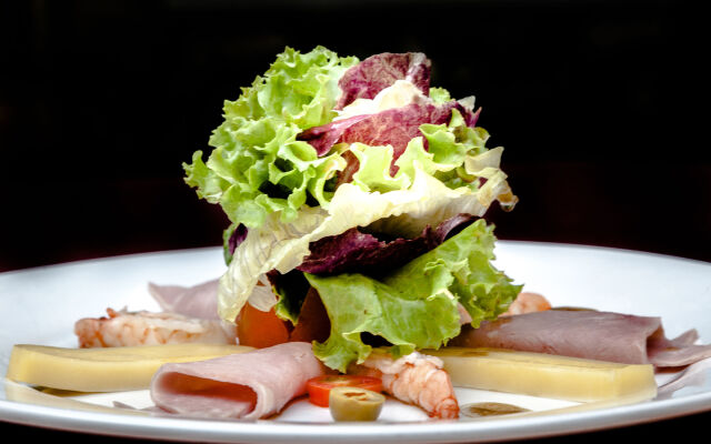 Angkor Holiday Hotel