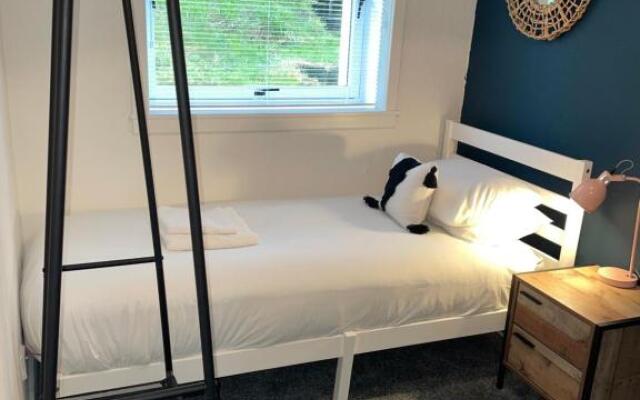 Ross Place Apartment