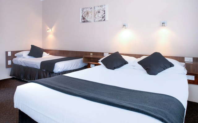 Katoomba Town Centre Motel – Guest Rooms – Sydney
