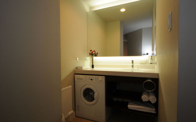 Furano Fresh Powder Apartments and Chalet