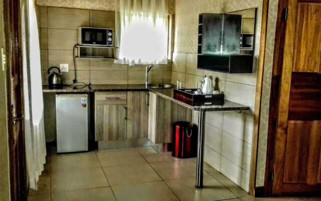 Dwaleni Farm Lodge