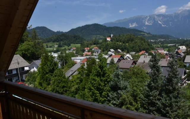 Planika Holiday Home