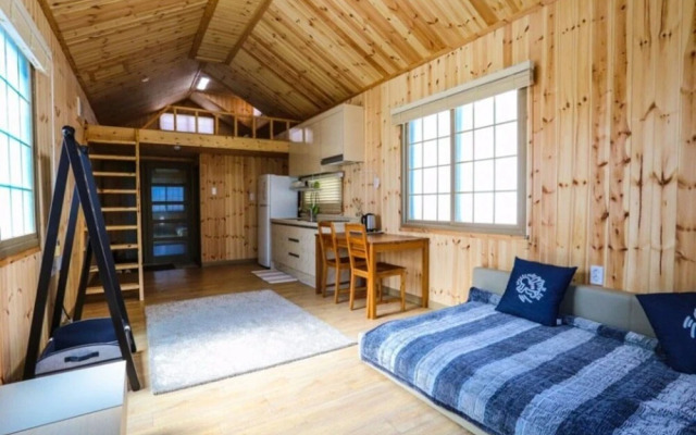 Jeju Woljeong Cello House Pension
