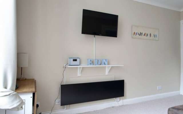 Central 2 Bedroom Flat In Edinburgh