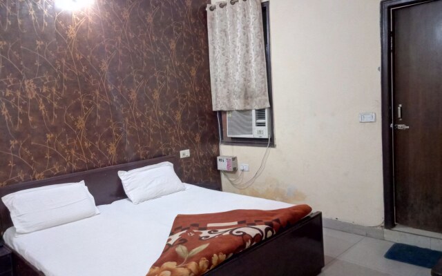 Akash Guest House