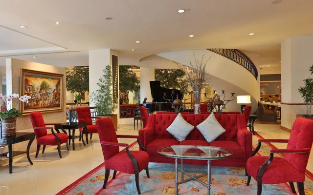 Ritzy Hotel Manado