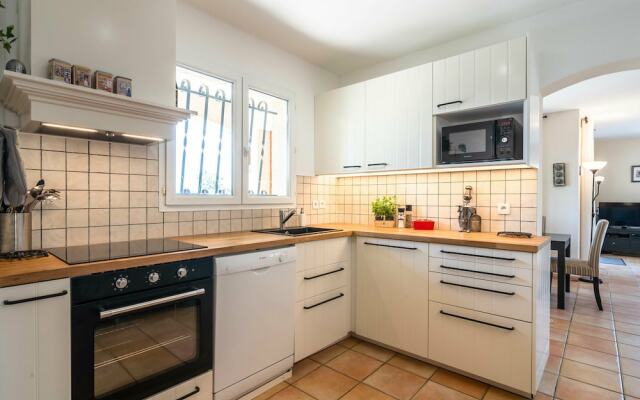 Luxury Villa with Private Swimming Pool in Escales