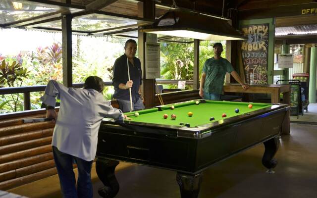 PKs Jungle Village - Hostel